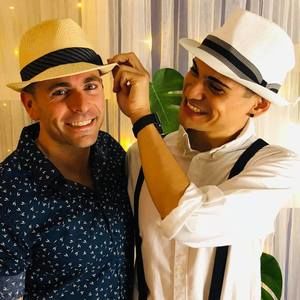 Meet your Posher, Brett